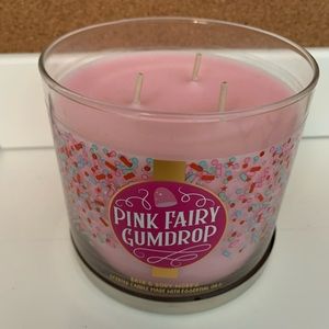 new bath and body works pink fairy gumdrop candle